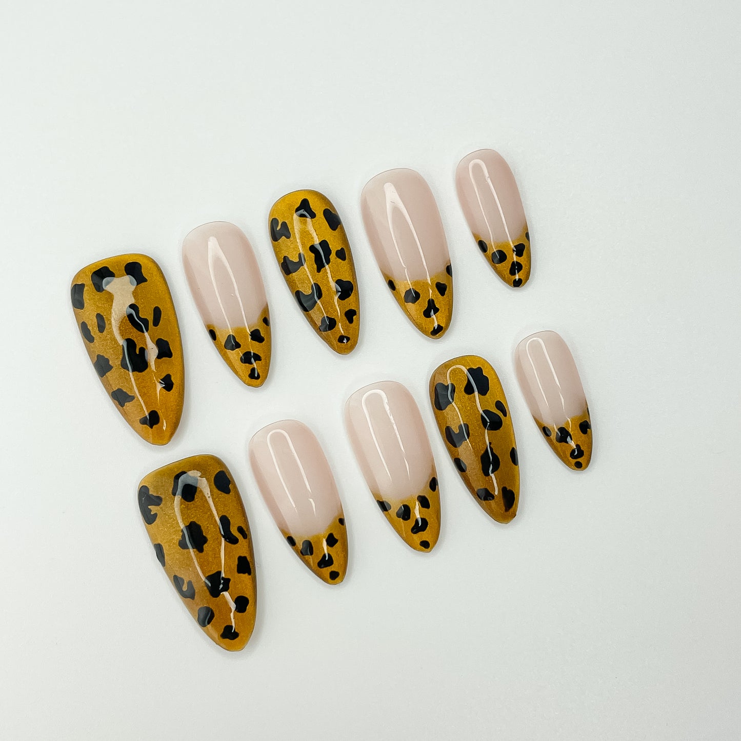 POISE Leopark press on Nails 10pcs set