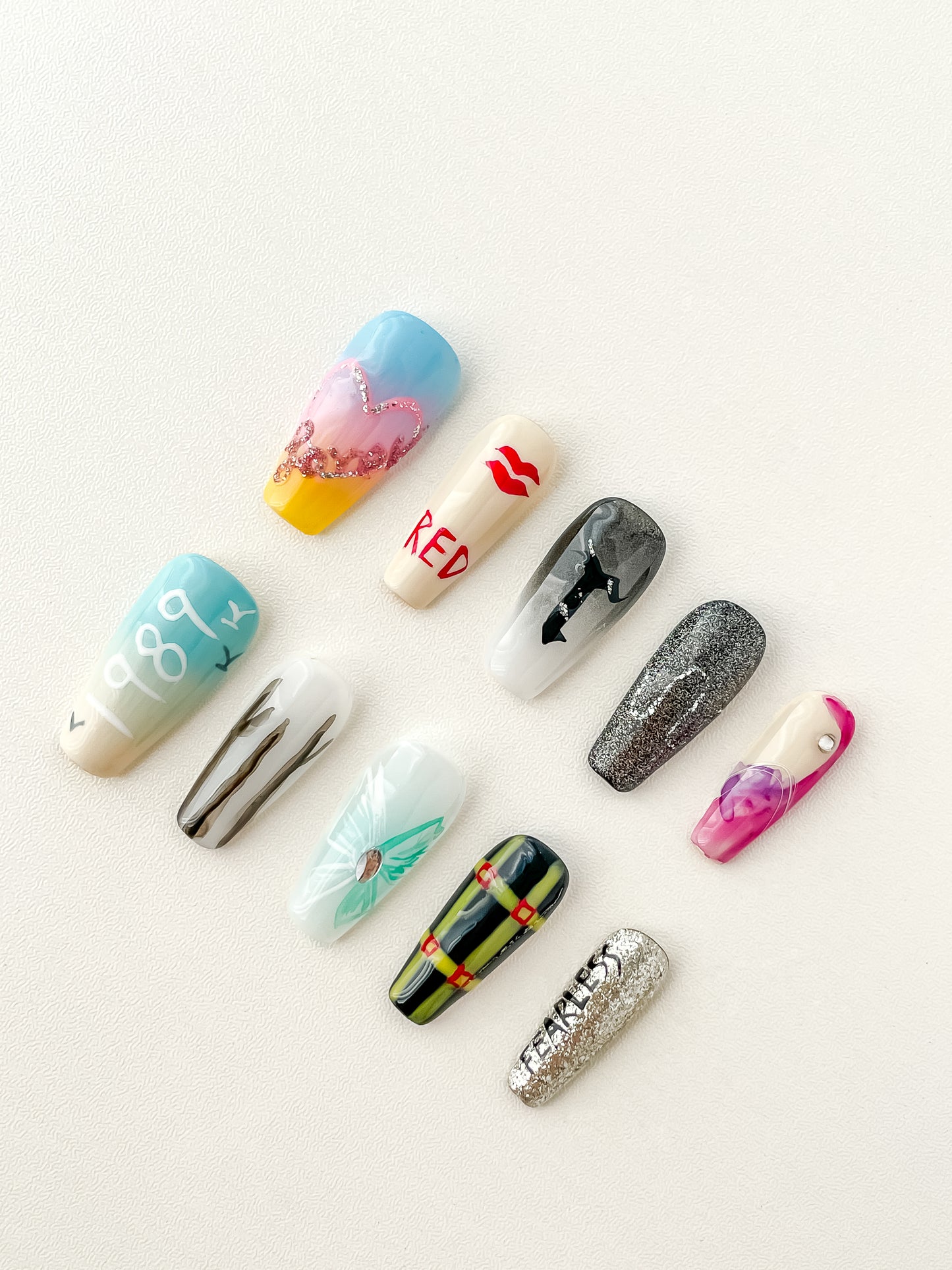 100% HANDMADE Taylor swift style Press-on Nails 10Pcs Set