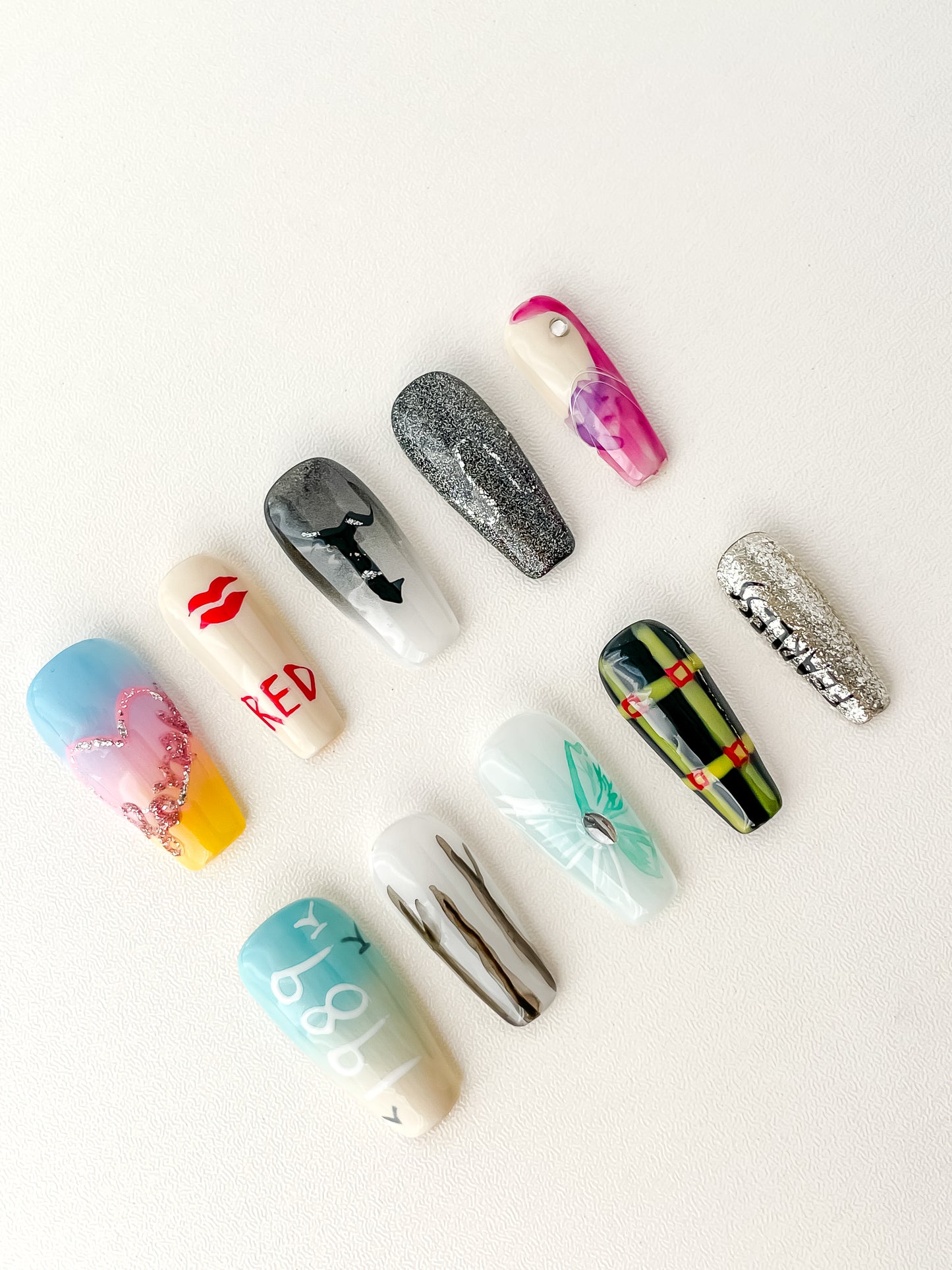 100% HANDMADE Taylor swift style Press-on Nails 10Pcs Set