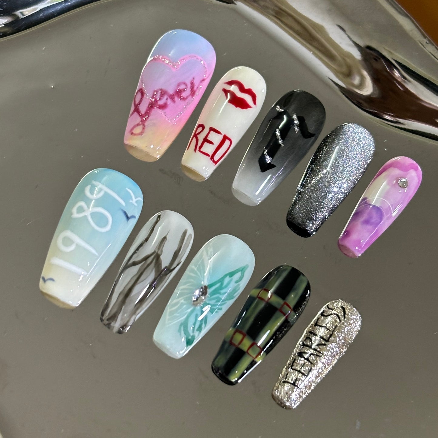 100% HANDMADE Taylor swift style Press-on Nails 10Pcs Set