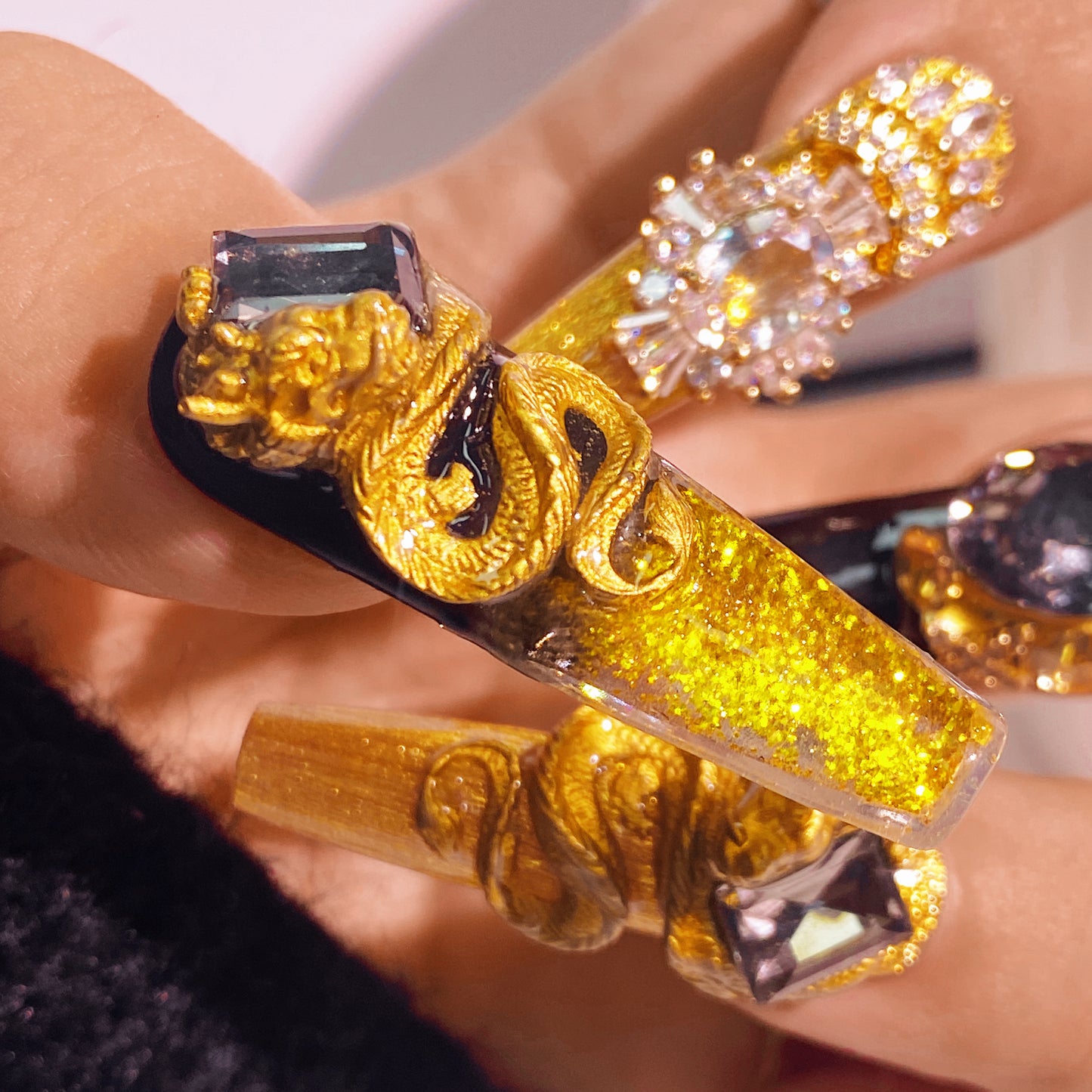 3D Textured Dragon Press-on Nails 10pcs set 100% handmade
