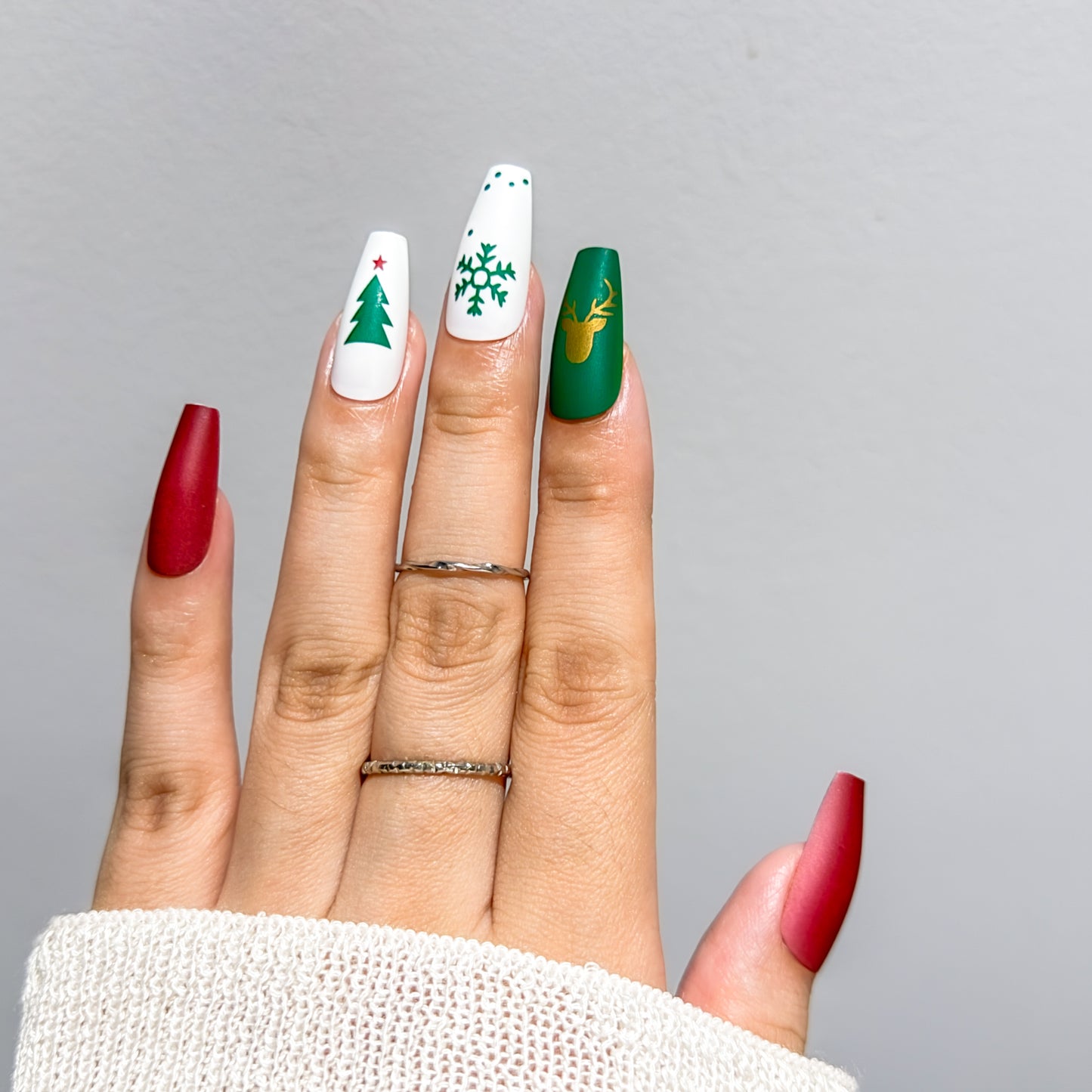 POISE Christmas Press-on Nails 24PCS set
