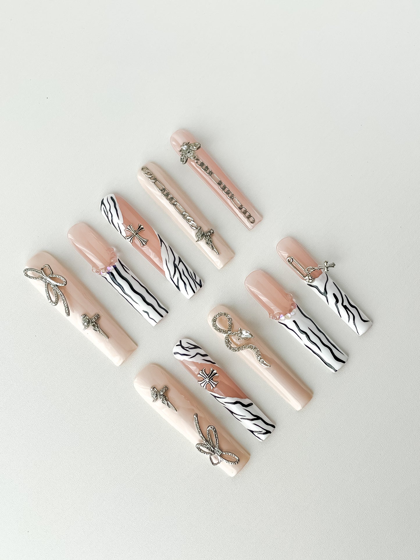 100% HAND HANDMADE Zebra-Stripe Press-on Nails with Cross Design
