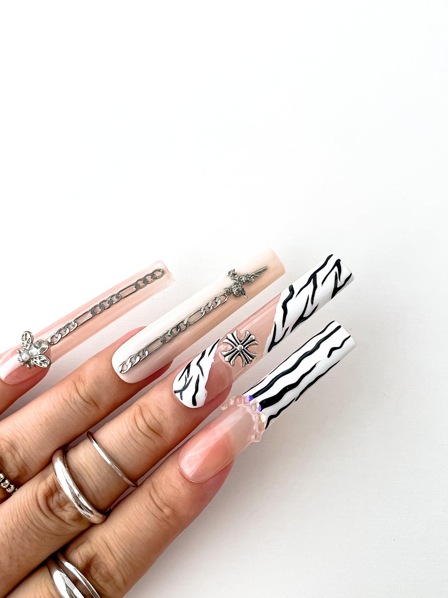 100% HAND HANDMADE Zebra-Stripe Press-on Nails with Cross Design