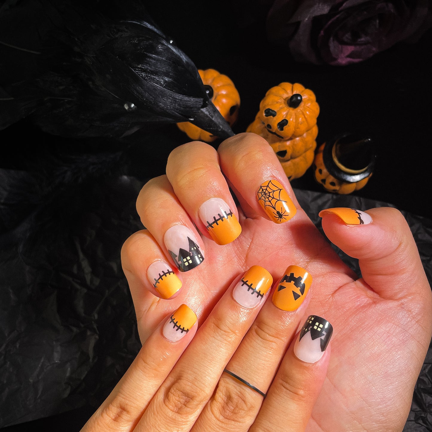24pcs Halloween Design Press On Nails with Designs Pumpkin Ghost Halloween Long Fake Nails Full Cover Halloween Waterproof Long Lasting Nail